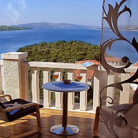 아파트 Beautiful For Two Persons With Sea View In Near The