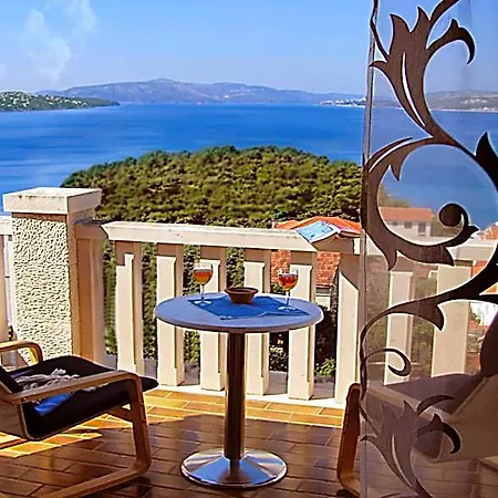 Apartment Beautiful For Two Persons With Sea View In Near The *