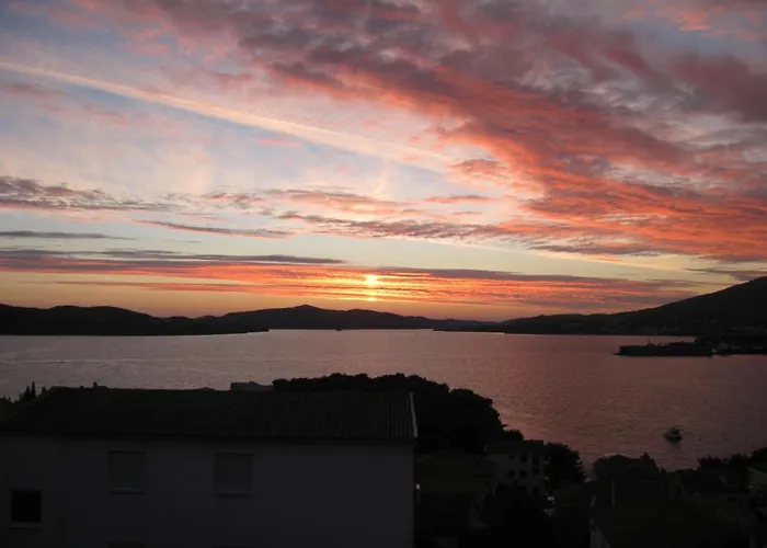 Beautiful For Two Persons With Sea View In Near The *