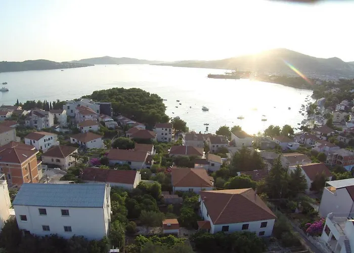 Appartement Beautiful For Two Persons With Sea View In Near The