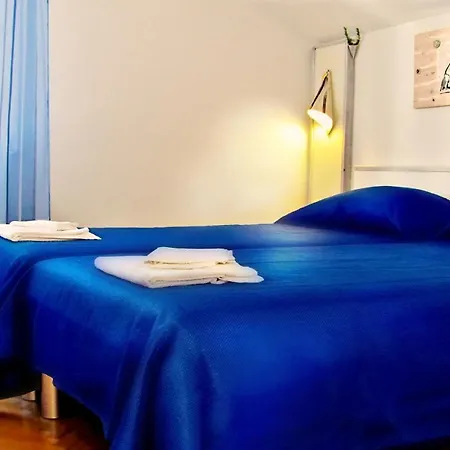 Beautiful For Two Persons With Sea View In Near The